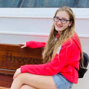 Meet your Posher, Kenna